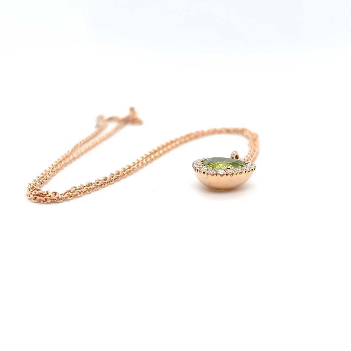 Kette mit Herz-Anhänger, Peridot und Brillanten