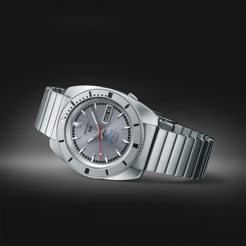 Seiko 5 Sports SRPL03K1 limited edition