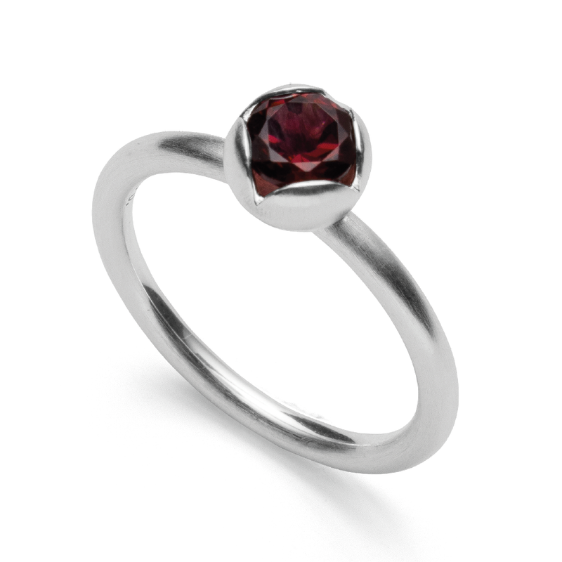 Bastian-Inverun Ring Luminous Blossom 41370